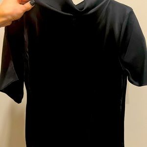 NWT xs Ann Taylor Black business blouse, short sleeve, polyester